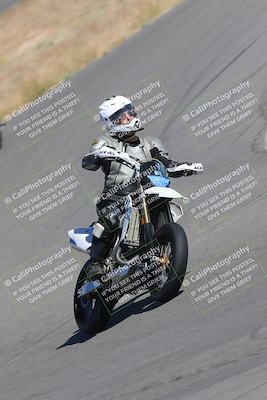 media/Nov-12-2023-Classic Track Days (Sun) [[11f17acb81]]/Group 3/session 2 turn 9/